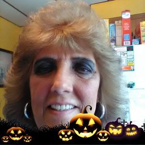 Meet your Posher, Mae